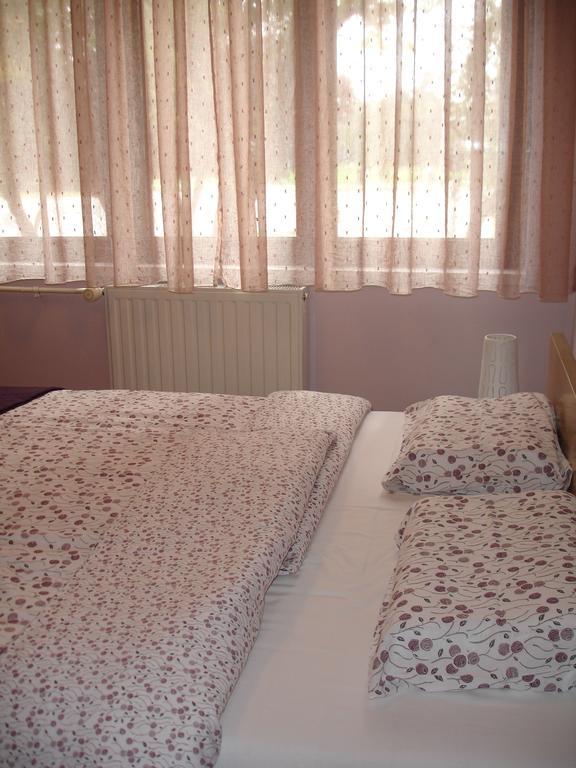 Apartment Ina Zagreb Zimmer foto